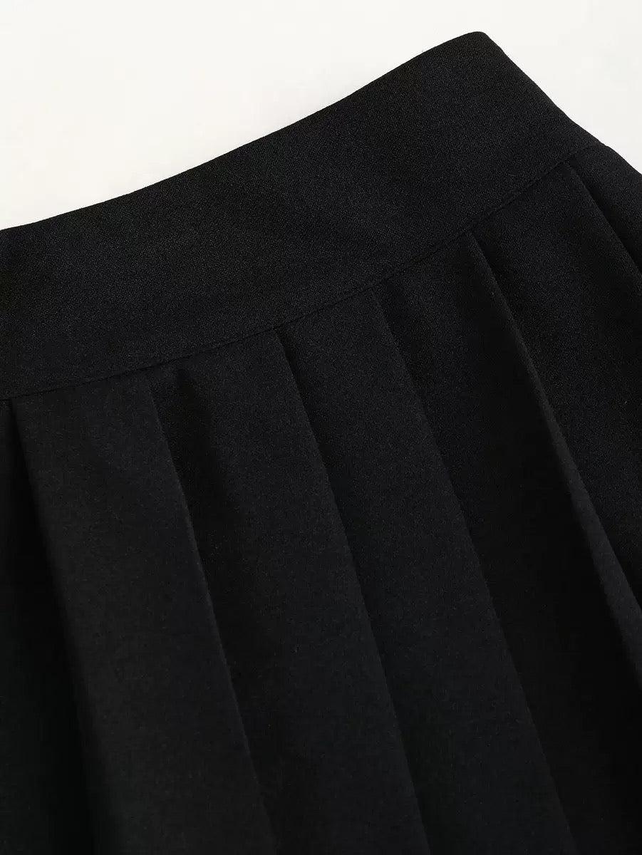 Woman black set (vest+skirt)