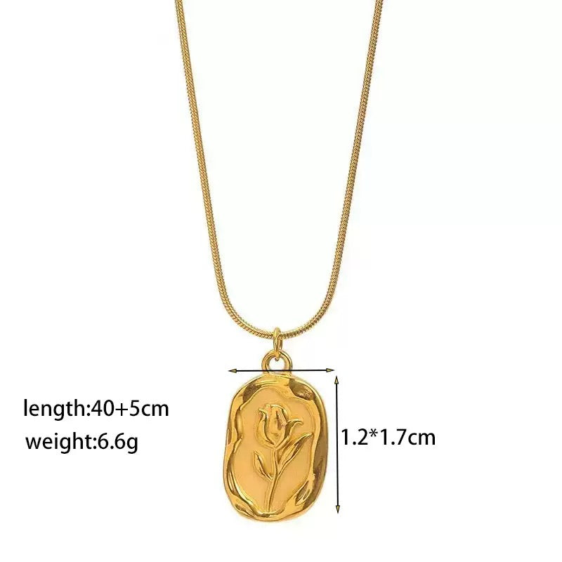 French Vintage necklace