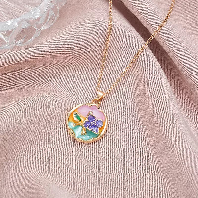 French style vintage necklace