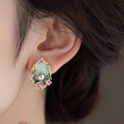 French style vintage earrings