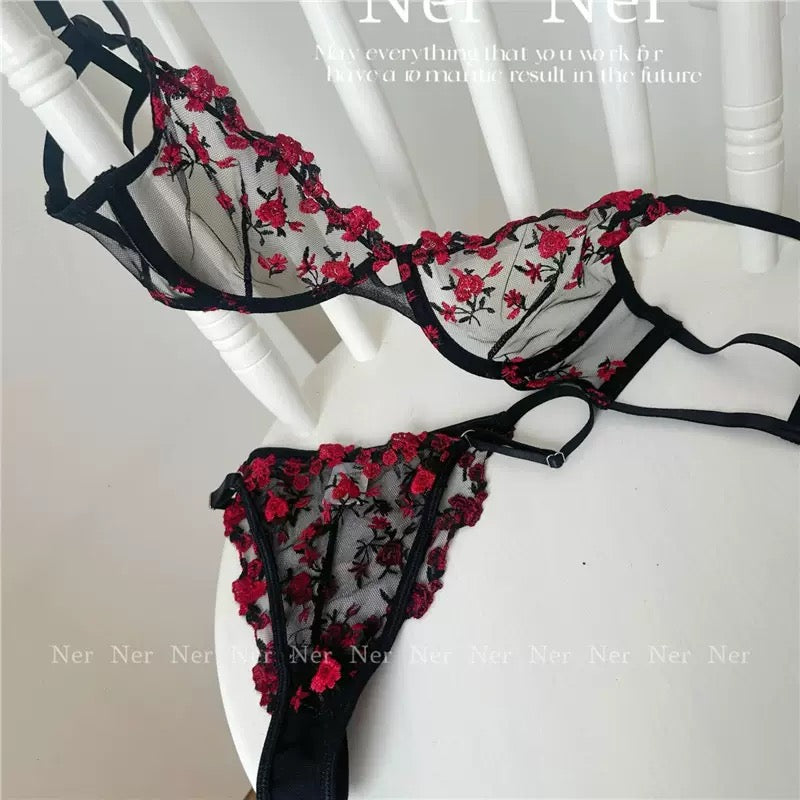 Floral embroidery lingerie set