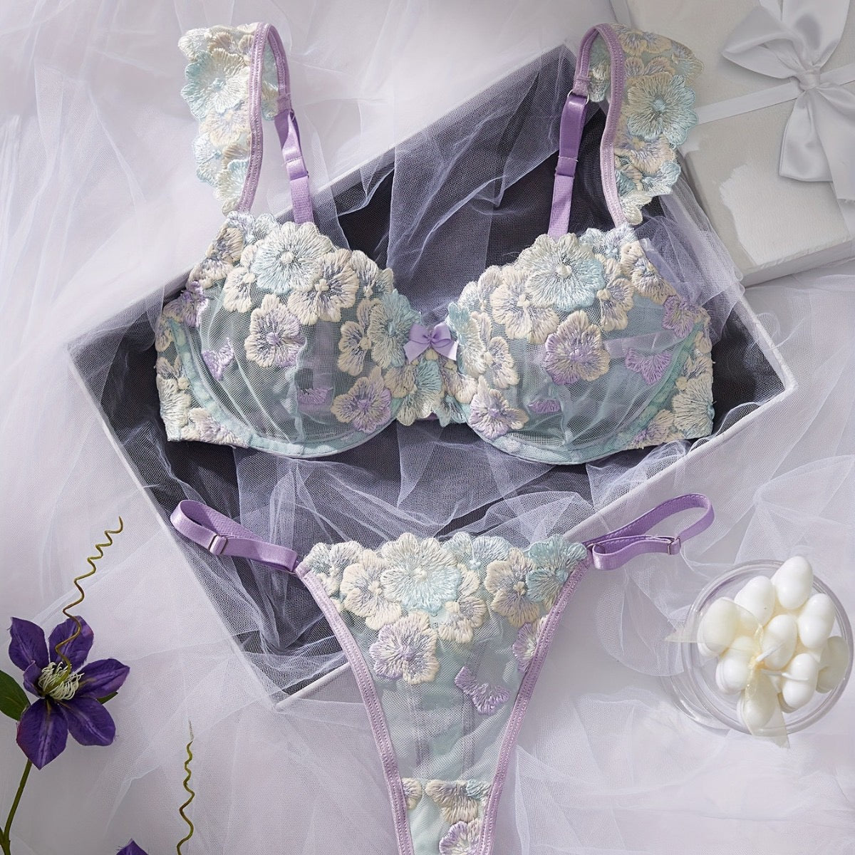 Colorful flowers lingerie set
