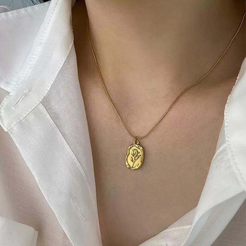 French Vintage necklace